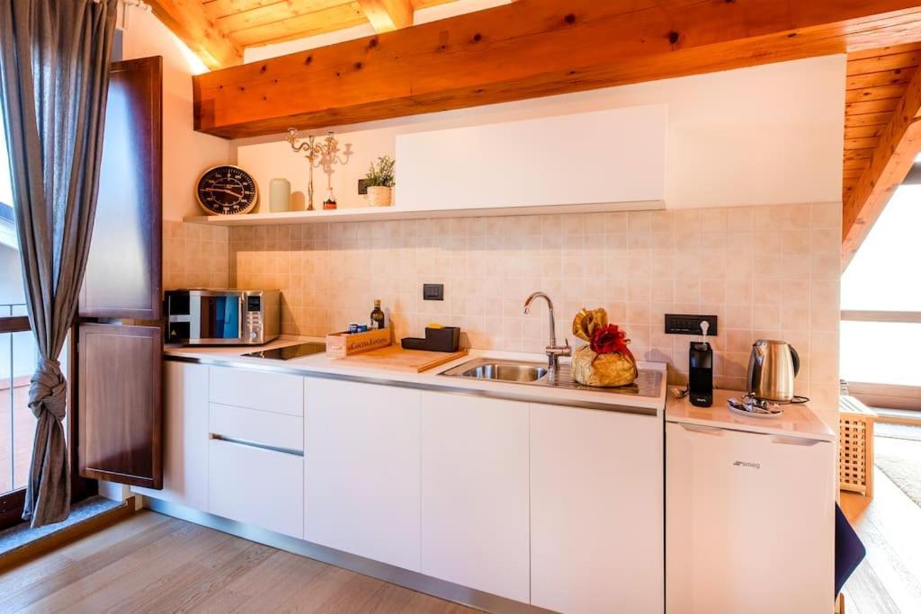 Charming 2.5Room Flat In Center Of Monforte dʼAlba Eksteriør bilde