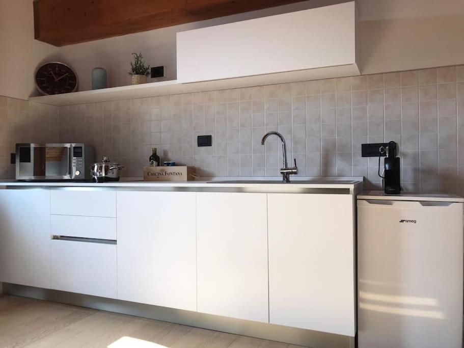 Charming 2.5Room Flat In Center Of Monforte dʼAlba Eksteriør bilde